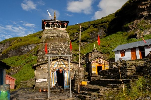 visit the Tungnath Temple located in Uttarakhand