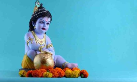 Reasons why Hindu Puranic Gods are portrayed in blue color?