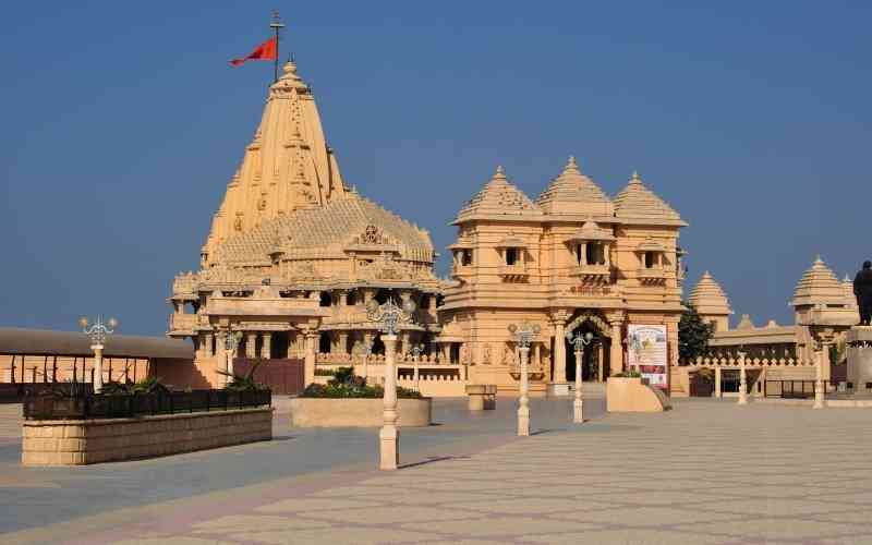 Visit the Somnath Temple Veraval in Gujarat