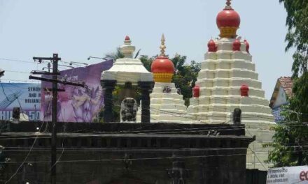 Visit the Mahalaxmi Temple in Kolhapur
